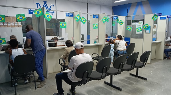 Daae mantém atendimento telefônico no feriado da Revolução de 1932